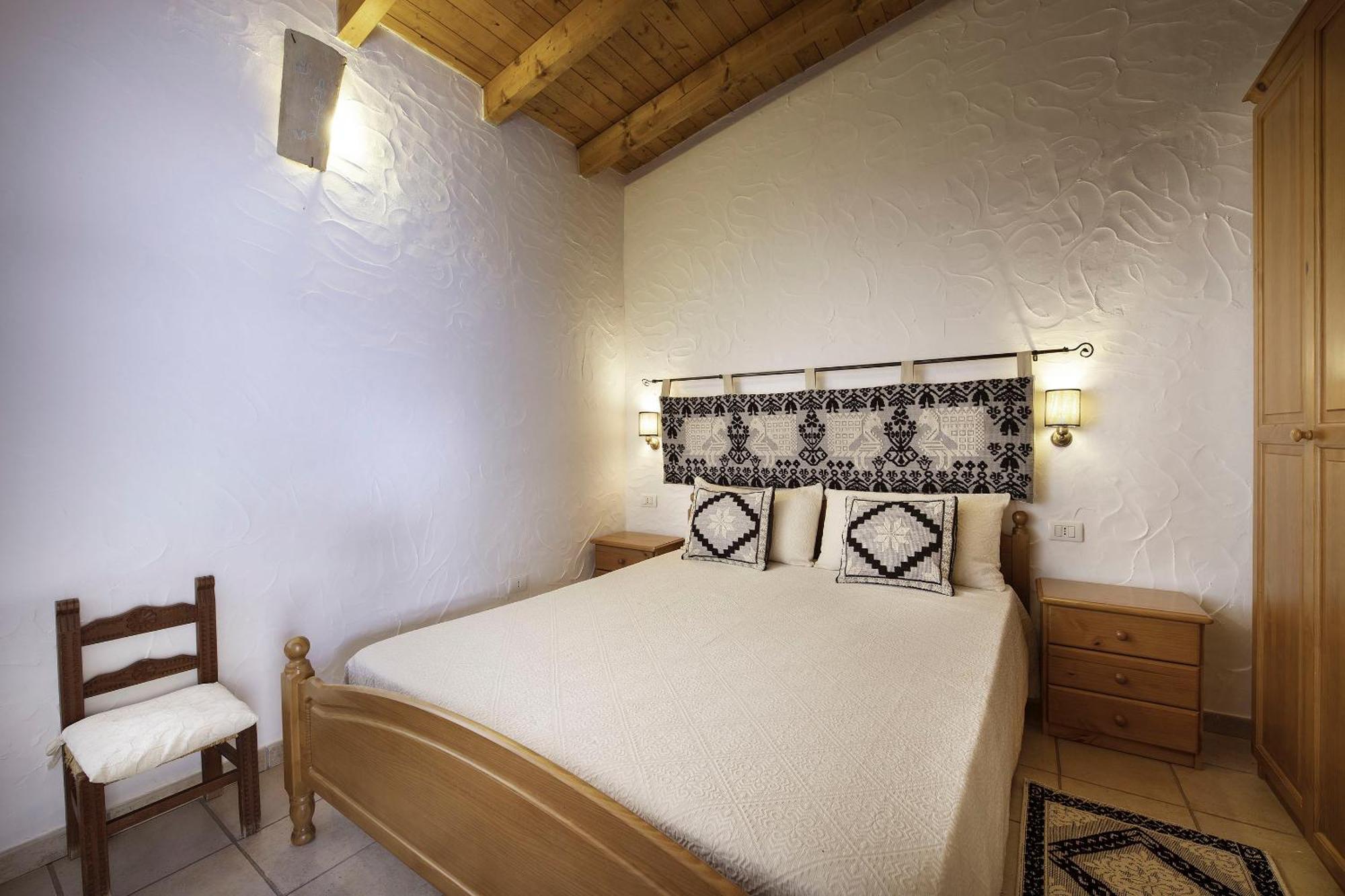 Agriturismo La Biada Is Morus Esterno foto