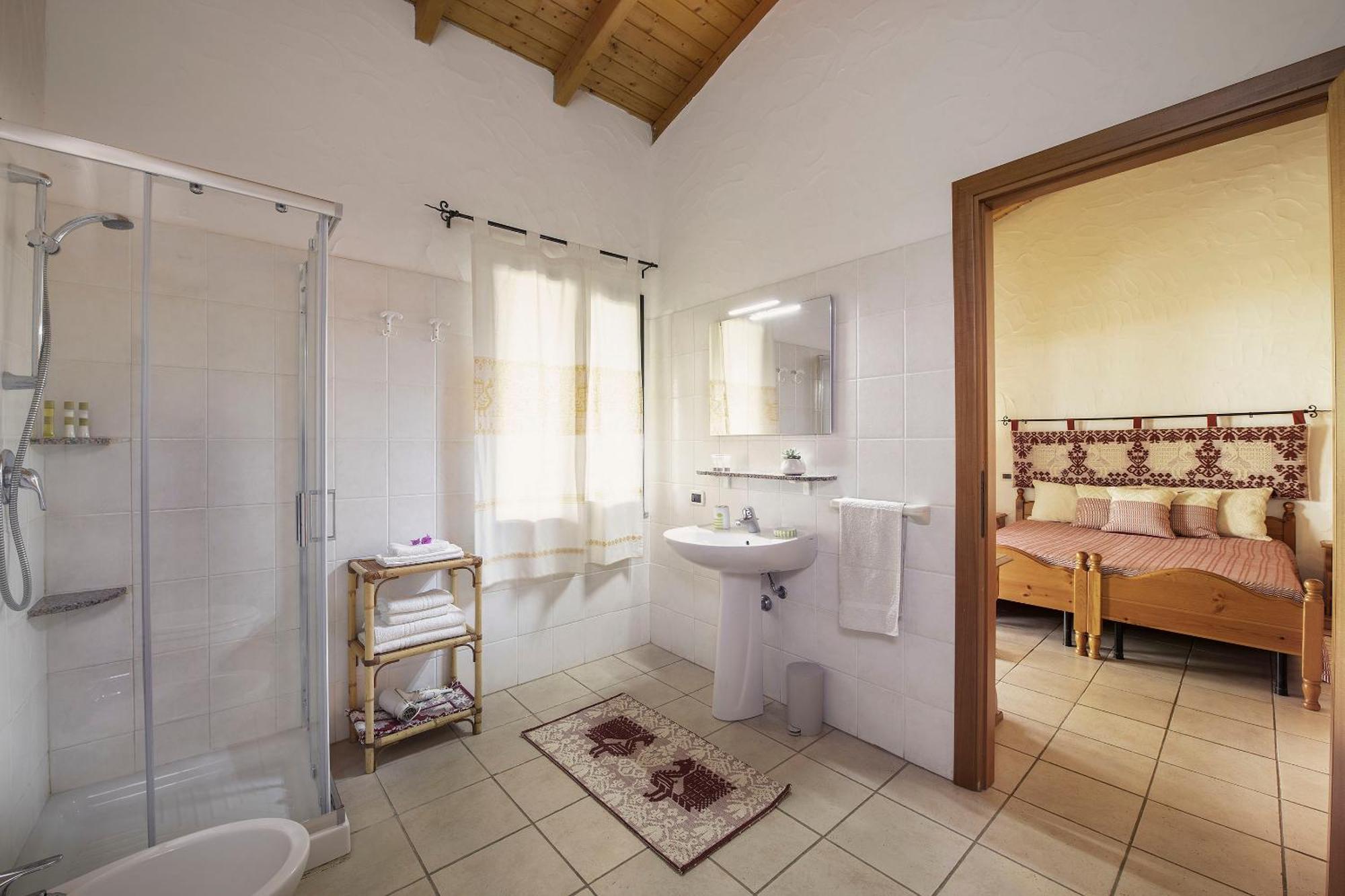 Agriturismo La Biada Is Morus Esterno foto